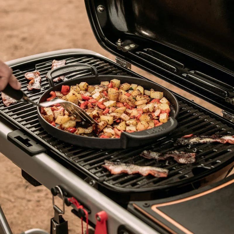 Weber 9010001 Traveler Portable Grill - Image 4